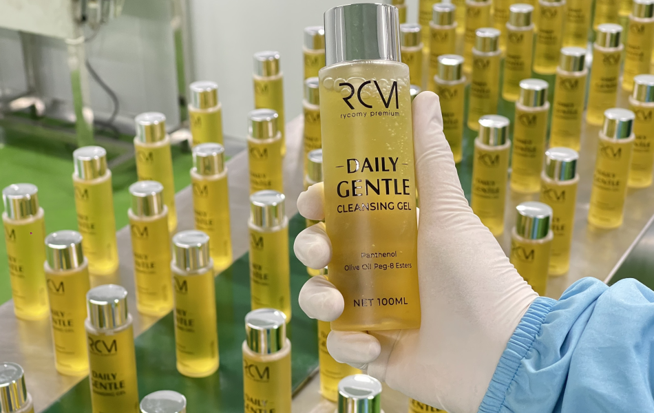 RYCOMY Gel Rửa Mặt Chuyên Sâu Daily Gentle Cleansing Gel 100ml